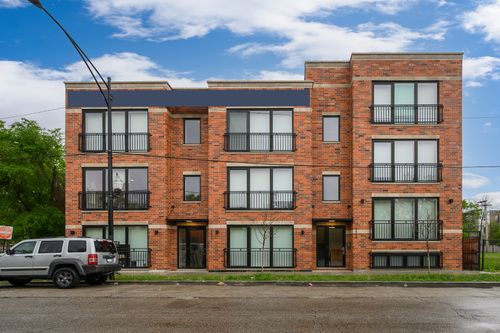 302-2824 W Van Buren St, Chicago, IL, 60612-3630 | Card Image