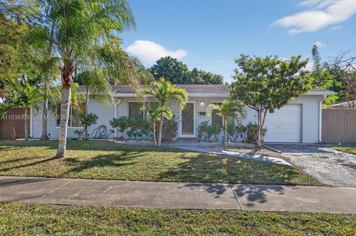 9900 Sw 164th Ter, Miami, FL, 33157-3282 | Card Image