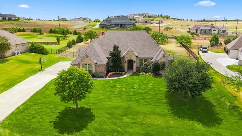196 Bearclaw Cir, Aledo, TX, 76008-1230 | Card Image
