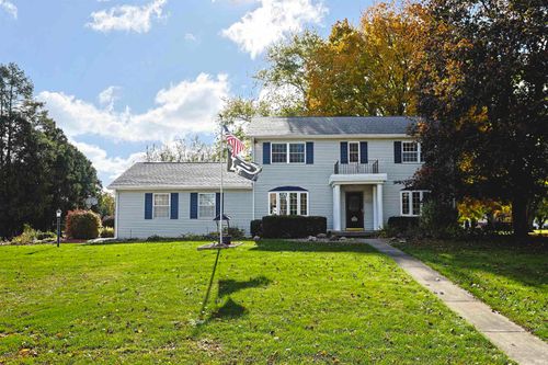 16322 Barryknoll Way, Granger, IN, 46530-8756 | Card Image