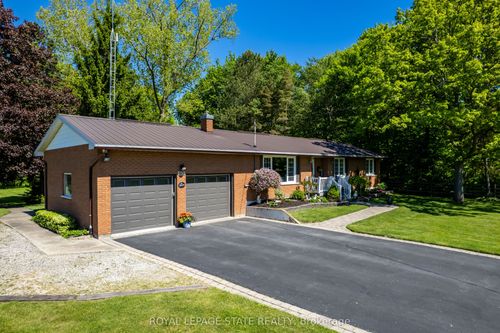 1076 Diltz Rd, Dunnville, ON, N1A2W2 | Card Image