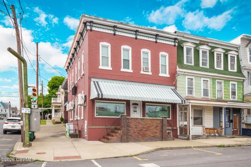 203-201-203 S Market St, Mount Carmel, PA, 17851-2233 | Card Image
