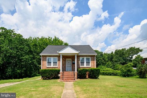 5400 54th Ave, RIVERDALE, MD, 20737-2302 | Card Image