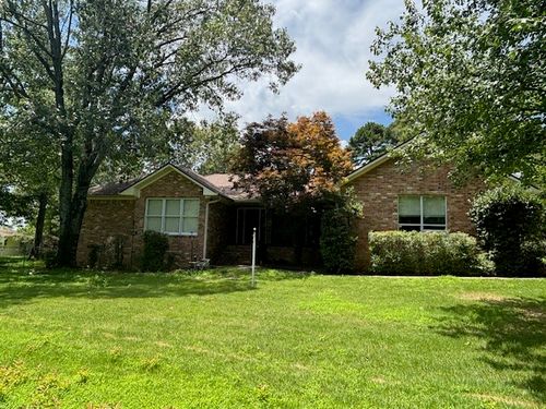 188 Cliff Rd, Russellville, AR, 72802-1811 | Card Image