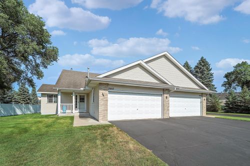 2857 117th Ave Nw, Coon Rapids, MN, 55433-7602 | Card Image