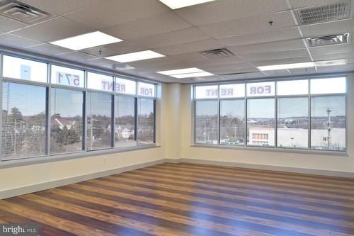 ste-301-14631 Route 29, Centreville, VA, 20121-5834 | Card Image