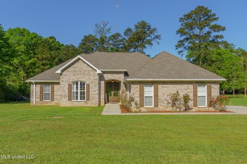 217 Victory Rd, Laurel, MS, 39443-9512 | Card Image