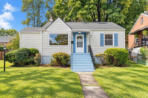 3031 Fleetwood Ave Sw, Roanoke, VA, 24015 | Card Image