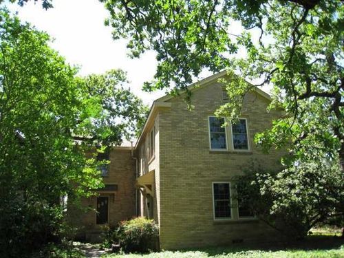 b-703 W 35th St, Austin, TX, 78705-1208 | Card Image