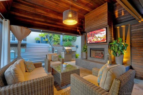 1616 Willow St, San Diego, CA, 92106-2127 | Card Image