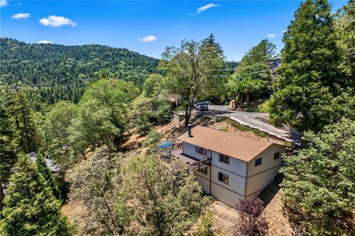 423 S Thousand Pines Rd, Crestline, CA, 92325 | Card Image