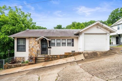 167 Crest St, Hot Springs, AR, 71901-3234 | Card Image