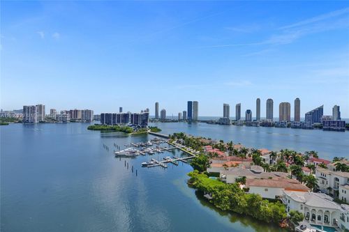 apt-1802-6000 Island Blvd, Aventura, FL, 33160-3787 | Card Image