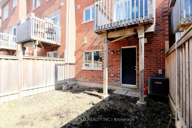 22 Cloudburst Rd, House attached with 3 bedrooms, 3 bathrooms and 2 parking in Brampton ON | Image 25