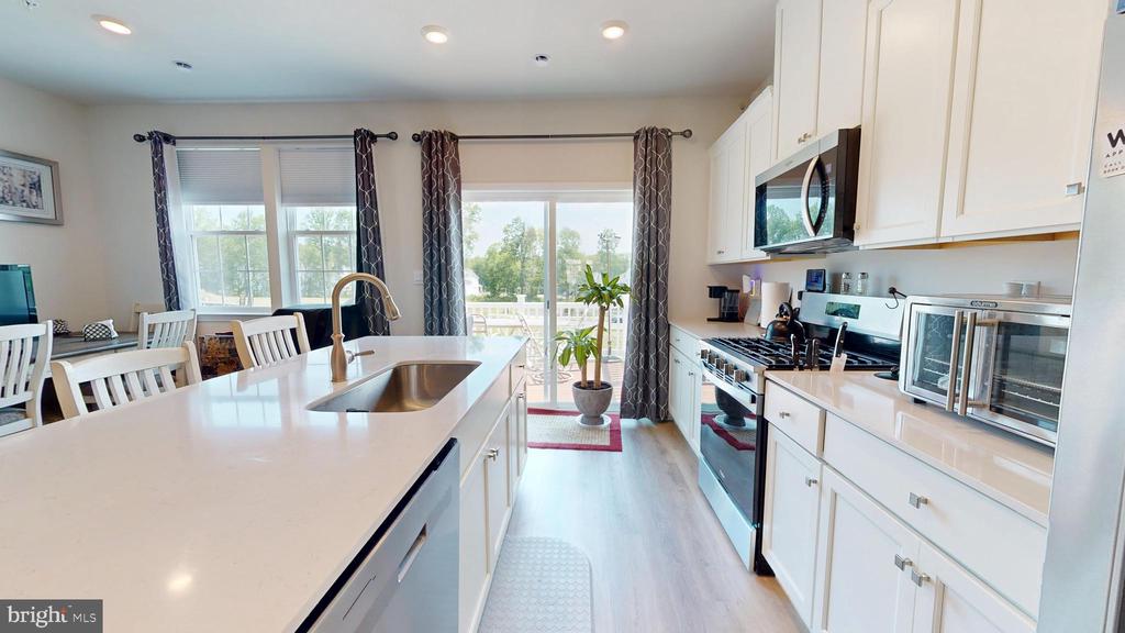 Residential Lease in SELLERSVILLE 2