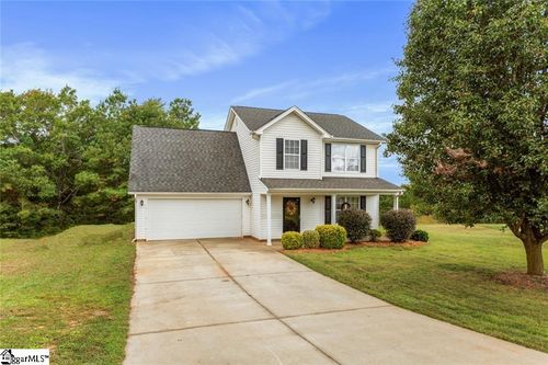 102 Lochenshire Pl, Belton, SC, 29627-8295 | Card Image