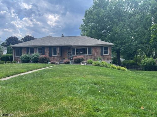 106 Liggett Blvd, Phillipsburg, NJ, 08865-4010 | Card Image