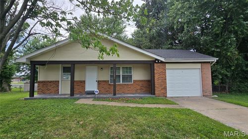 11289 Aspen Woods Dr, Saint Louis, MO, 63138-2307 | Card Image