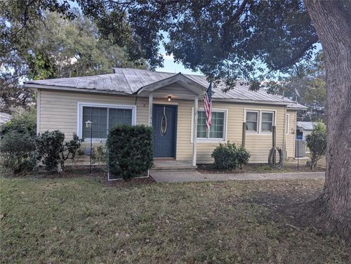 402 Belleview Dr, Fort Meade, FL, 33841-2304 | Card Image