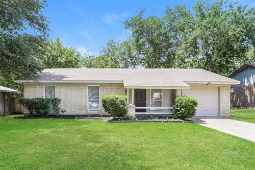 306 Linklea Dr, Duncanville, TX, 75137-4312 | Card Image