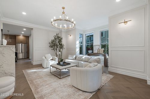 65 Washington St, Red Bank, NJ, 07701-1836 | Card Image