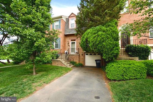 4024 Nicholas Ct, FAIRFAX, VA, 22033-2813 | Card Image