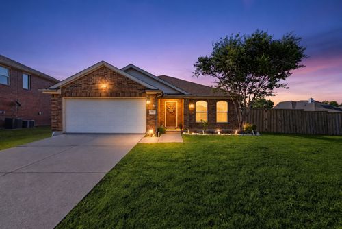 301 Long Prairie Dr, Forney, TX, 75126-4750 | Card Image