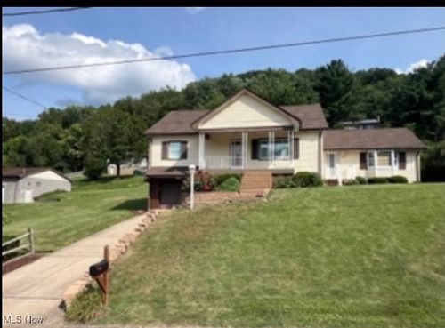 216 Liberty Ave, Weirton, WV, 26062-2128 | Card Image