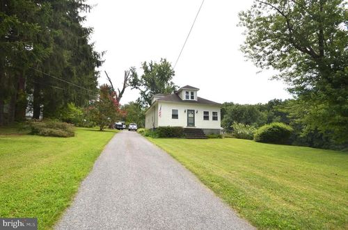 6208 Oakland Mills Rd, SYKESVILLE, MD, 21784-6920 | Card Image