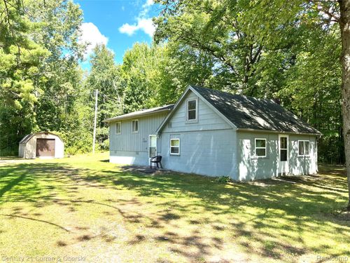 1091 E M 61, Gladwin, MI, 48624-8062 | Card Image