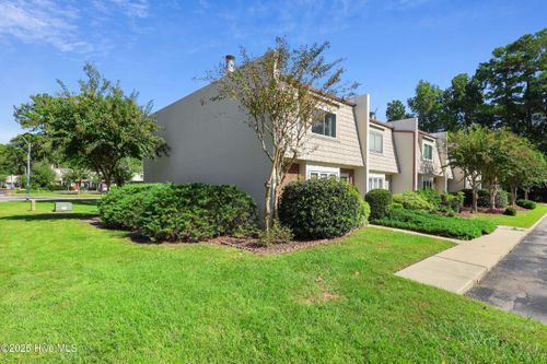 532 Cobblestone Dr, Wilmington, NC, 28405-3533 | Card Image