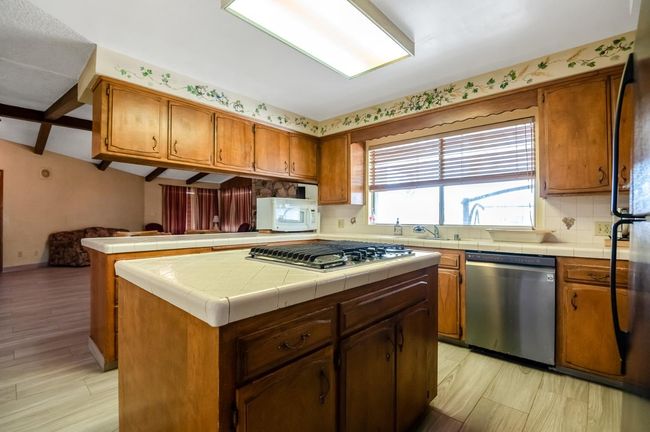 4306 Avenue 50, House other with 5 bedrooms, 0 bathrooms and null parking in Alpaugh CA | Image 10