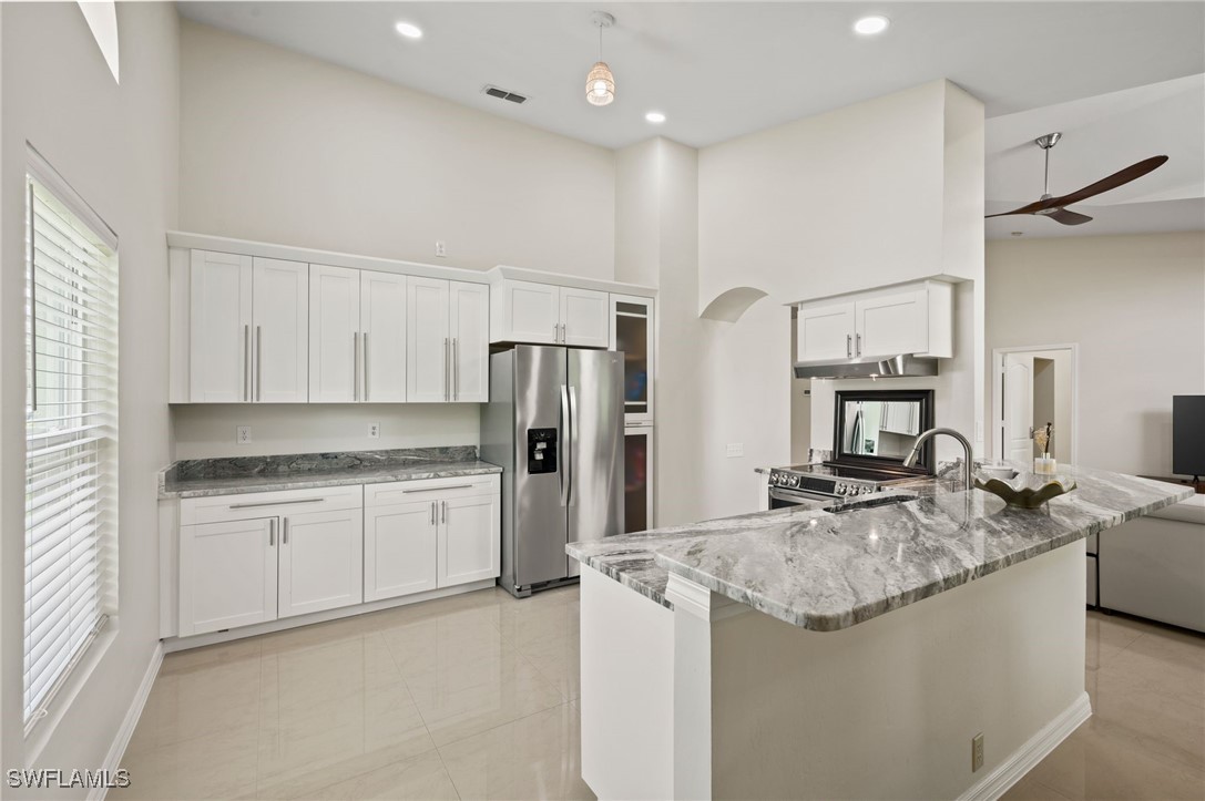 Greywood Cir, Fort Myers, FL 33966