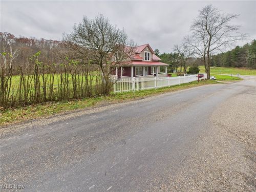 38 Radabaugh Rd, Marietta, OH, 45750-8413 | Card Image