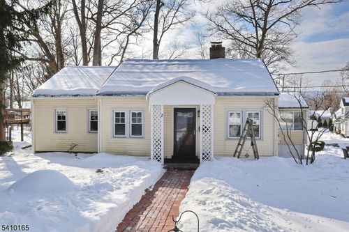 2 Maysenger Rd, Mahwah, NJ, 07430-1824 | Card Image