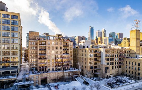s105-600 S 2nd Street S, Minneapolis, MN, 55401 | Card Image