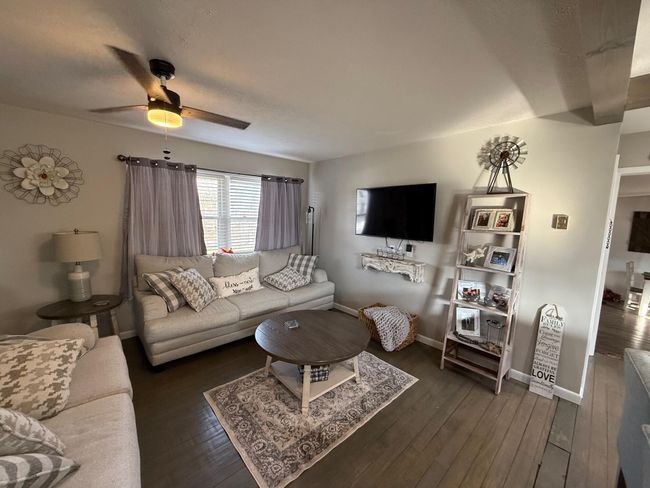 106 Walnut Ln, House other with 3 bedrooms, 2 bathrooms and null parking in Gray KY | Image 6