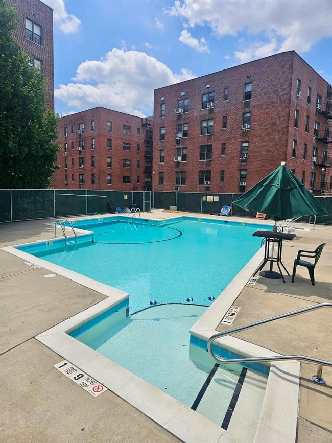 APT-2K - 555 Bronx River Rd, Home with 0 bedrooms, 1 bathrooms and null parking in Yonkers NY | Image 14