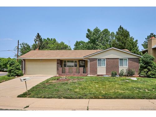 352 S Peoria Cir, Aurora, CO, 80012-2246 | Card Image