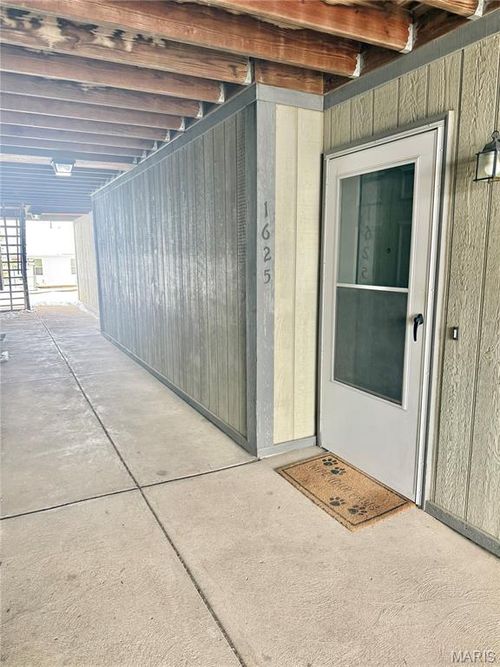 g-1625 Summergate Pkwy, Saint Peters, MO, 63303-6387 | Card Image