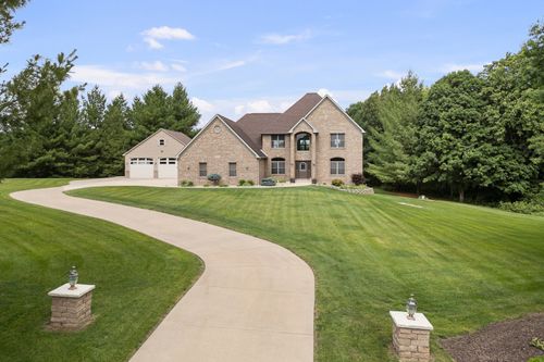 2608 W 3rd St, Coal Valley, IL, 61240-9659 | Card Image