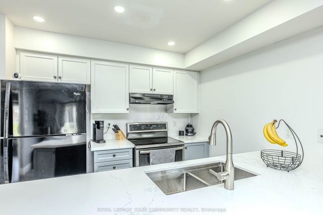 5 - 149 Isaac Devins Blvd, Condo with 2 bedrooms, 1 bathrooms and null parking in Toronto ON | Image 14