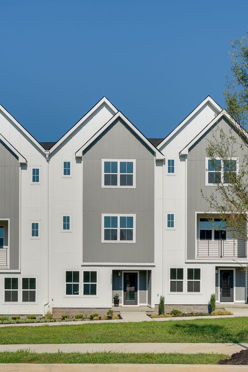 139 Hart Ln, Nashville, TN, 37207-3429 | Card Image