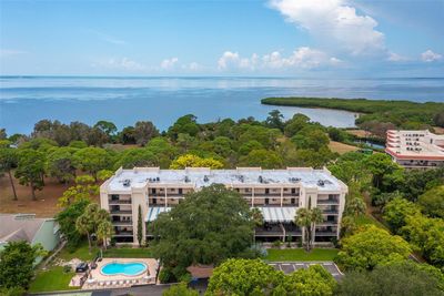 208 - 208 Tarpon Point, Condo with 2 bedrooms, 2 bathrooms and null parking in Tarpon Springs FL | Image 1