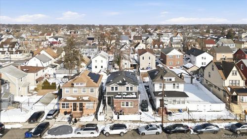 11915 193rd St, Saint Albans, NY, 11412-3628 | Card Image