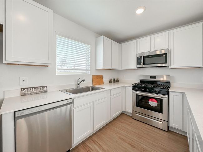 1561 San Sebastien Dr, House other with 4 bedrooms, 3 bathrooms and 2 parking in Conroe TX | Image 13