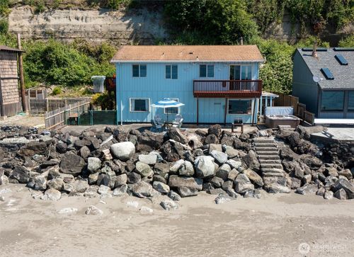 10 H Beach Way, Everett, WA, 98201 | Card Image