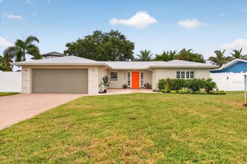 10100 Paradise Blvd, TREASURE ISLAND, FL, 33706-3117 | Card Image