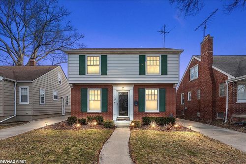 1444 Brys Dr, Grosse Pointe Woods, MI, 48236-1061 | Card Image