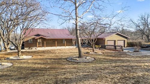 22500 Lakeview Pt, Vassar, KS, 66543-9130 | Card Image